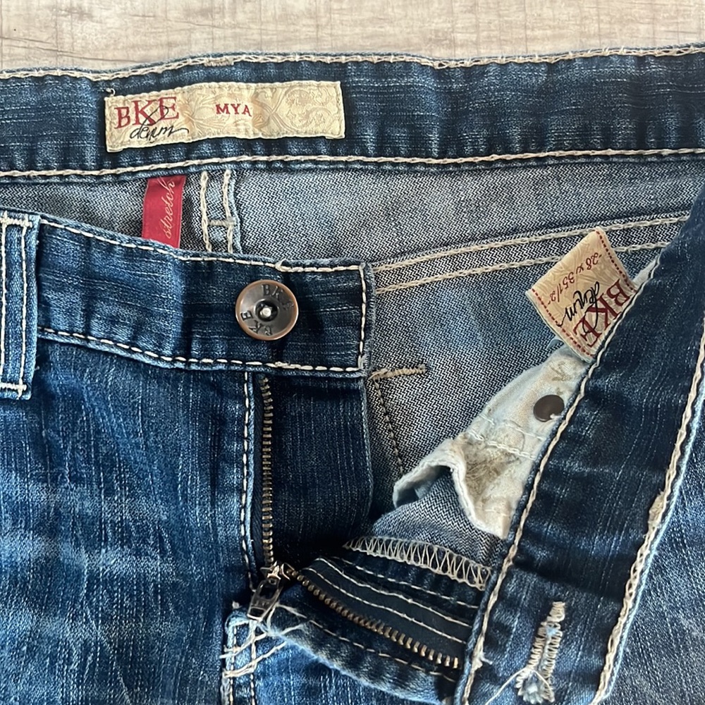 BKE Denim MYA Bootcut Stretch Jeans Size 28‎